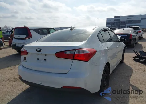 2015 Kia Forte Lx z USA, uszkodzony, nr VIN KNAFX4A65F5310265